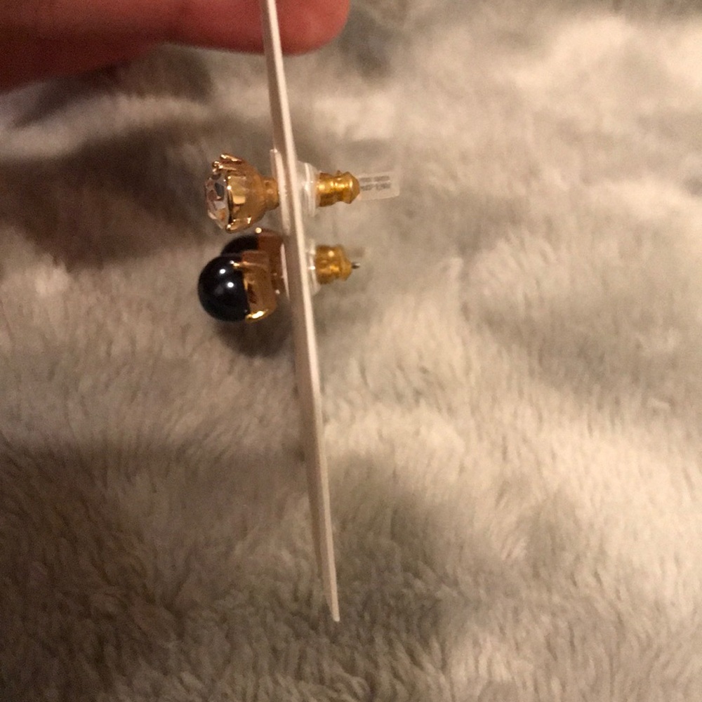 Stud Earring Set - Picture 5 of 6